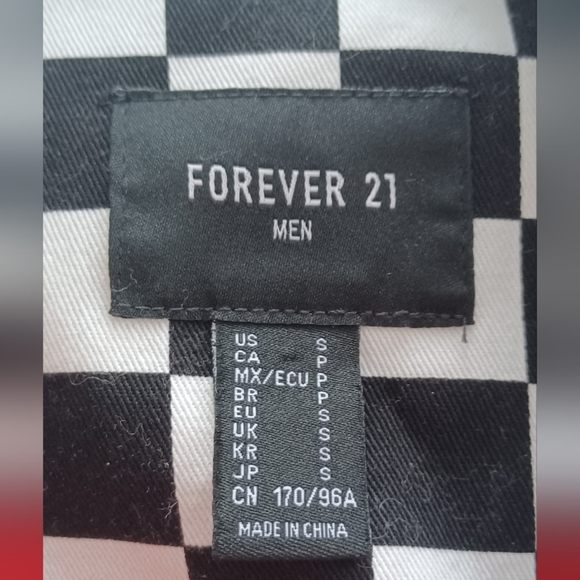 Forever 21 Men Checkered Black and White Trech Coat Red Lining Size Small - Picture 5 of 9